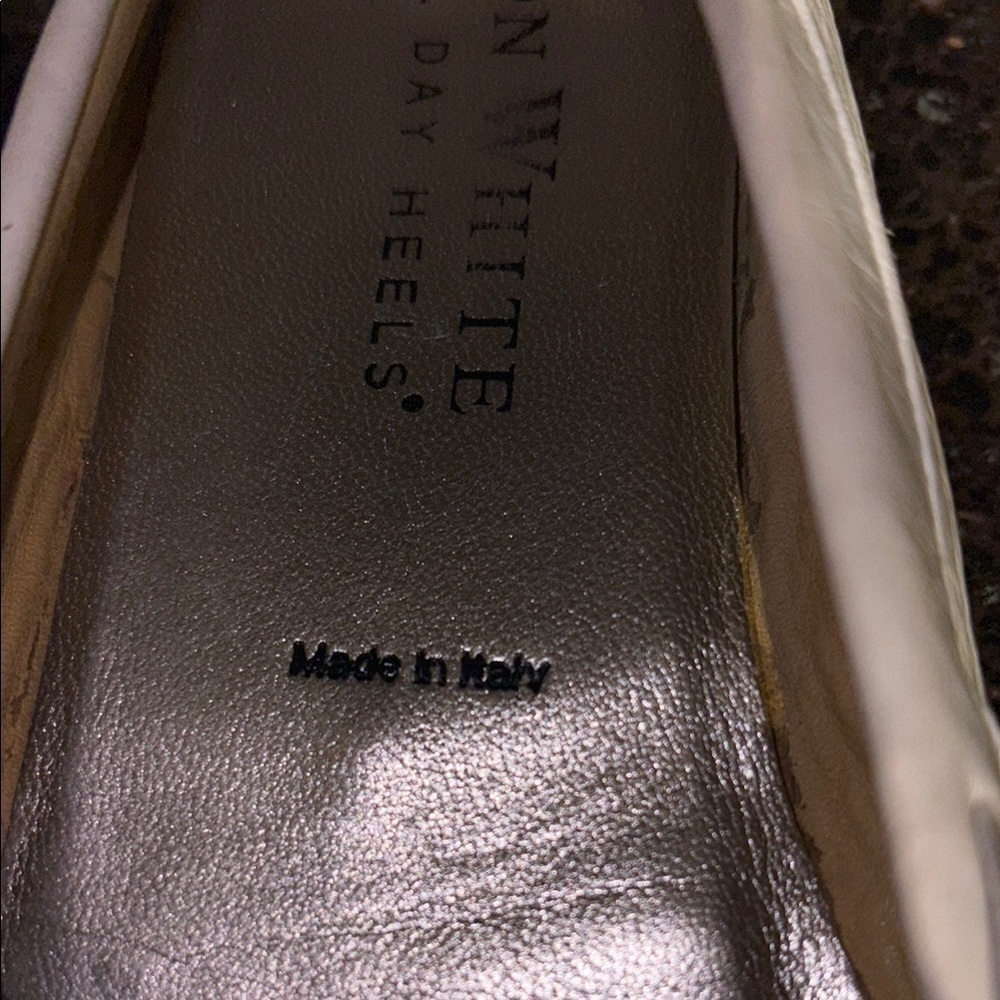Ron White women’s driving Loafers, white with silver bow made in Italy size 5.5 - Picture 5 of 9